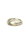 Ring gewunden mittel