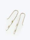 schlichte-Ohrringe-aus-925er-silber-langer-gedrehter-stab