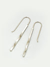 schlichte-Ohrringe-aus-925er-silber-langer-gedrehter-stab